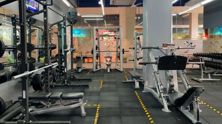 Comment débuter le CrossFit à Lyon sans risque de blessure ?